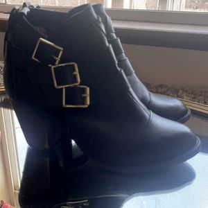 Cut out booties